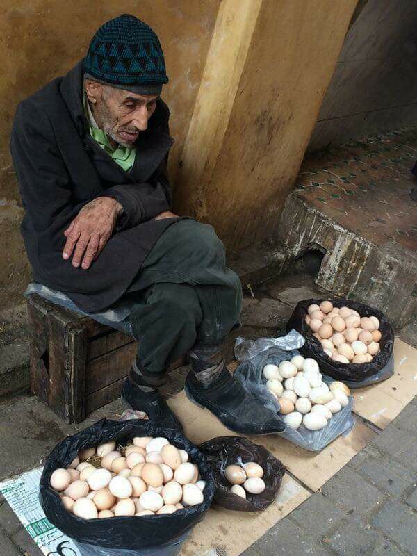 selling eggs