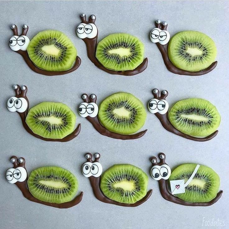 healthy meals make snail with kiwi